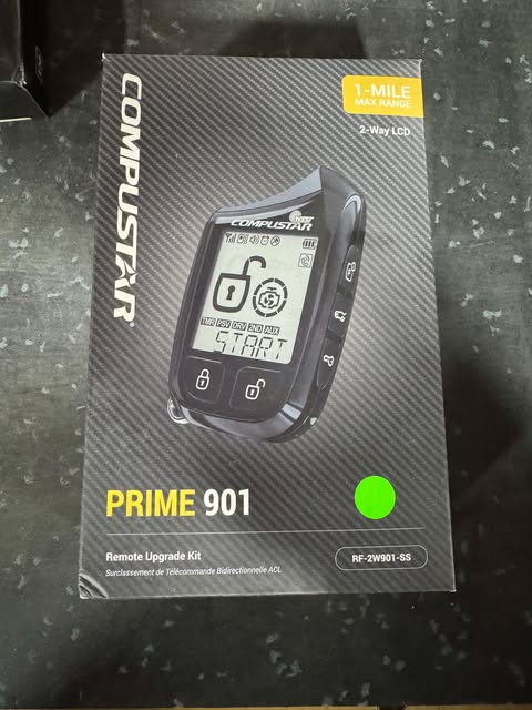(B-STOCK) Compustar PRIME 901 2-Way LCD, 1-Mile Range Remote Kit Supply
